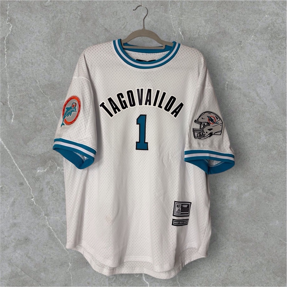 NFL Mens Pro standard Tagovailoa jersey